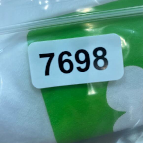 NWT Nintendo Pikmin Logo Short Sleeve T Shirt Men's 2XL - Picture 11 of 11